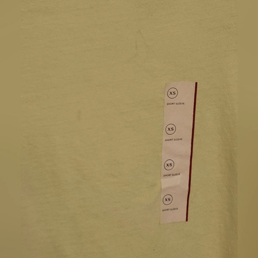 Universal Thread crop top - Picture 3 of 5